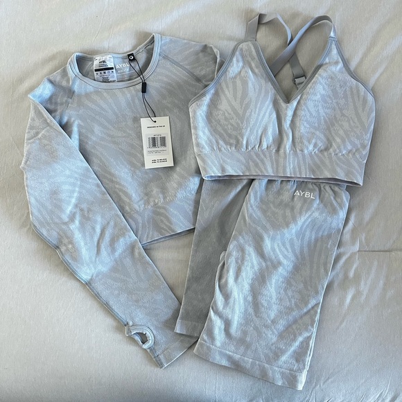 AYBL set - Picture 1 of 7